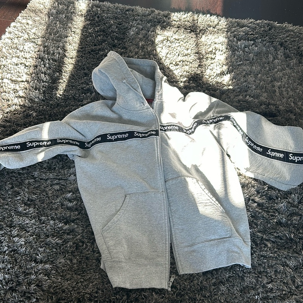 Supreme zip up